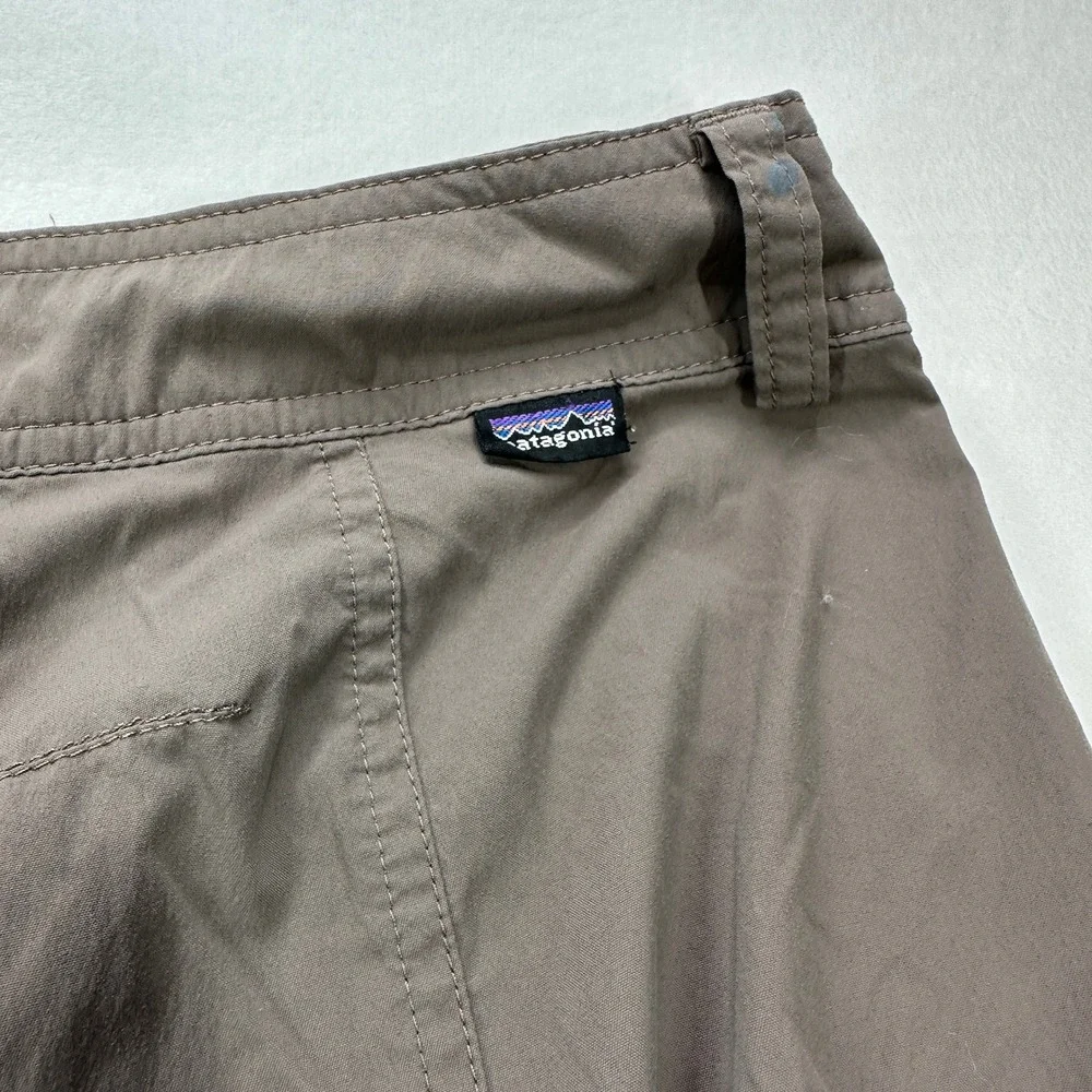 Patagonia Womens Outdoor Cargo Pants Hiking Travel‎ Casual Brown Size M